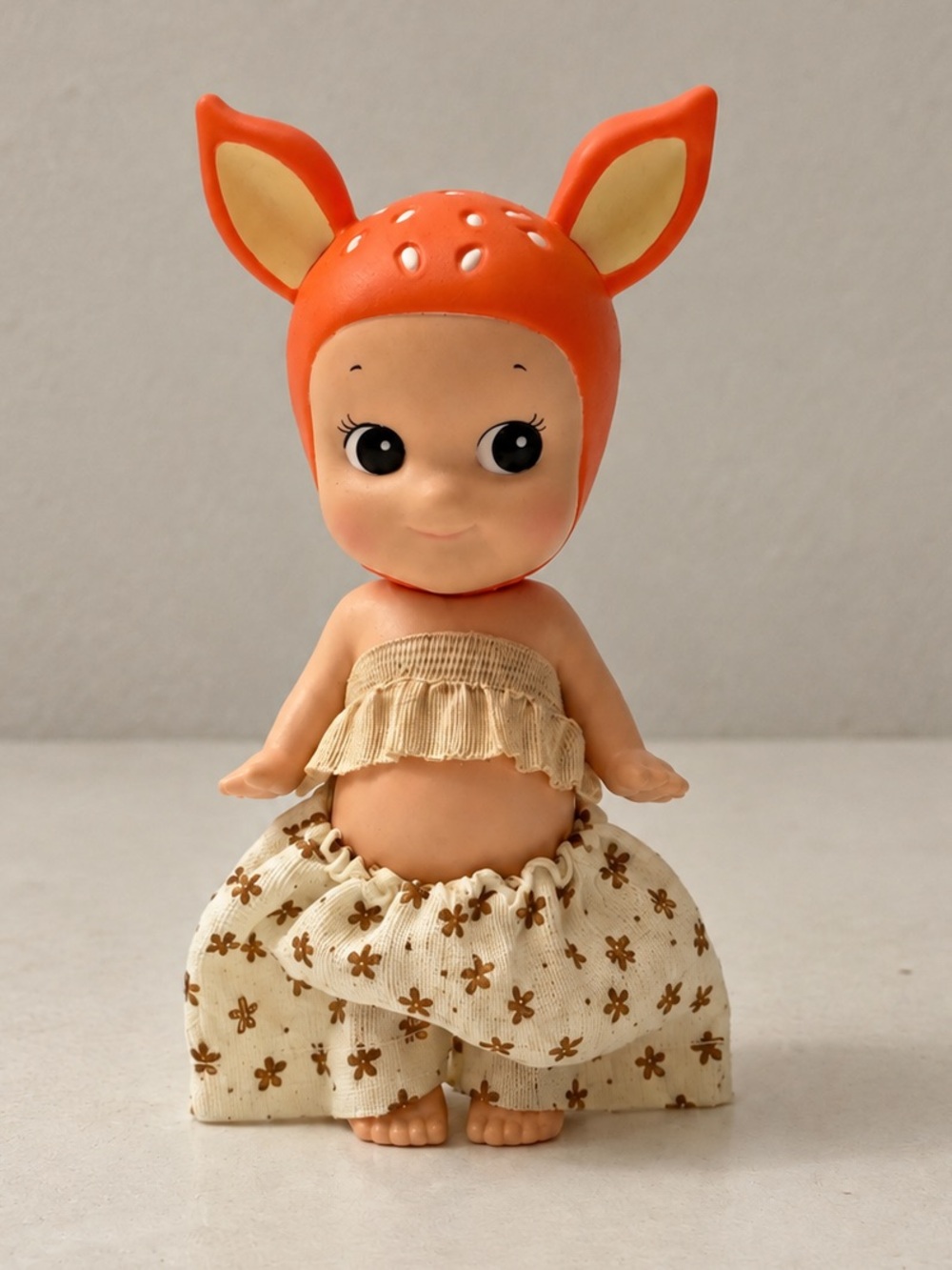“Fawn” from Sonny Angel Animal version 2. Adorable 2 piece outfit included.